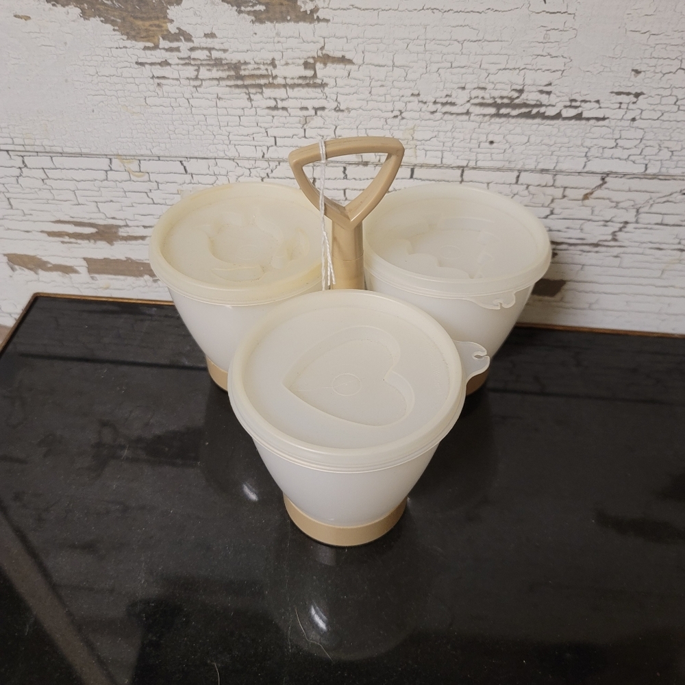 Tupperware Condiment Container Vintage Playdough Container